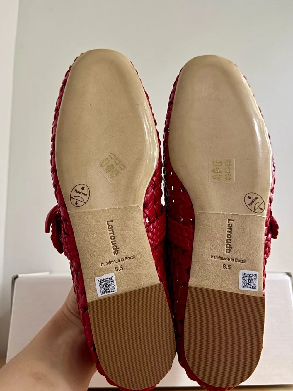 Larroudé Verona New Macrame In Scarlet Leather Size 8.5 US